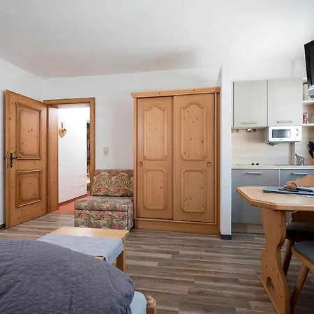 Schalfblick 오베르구르글