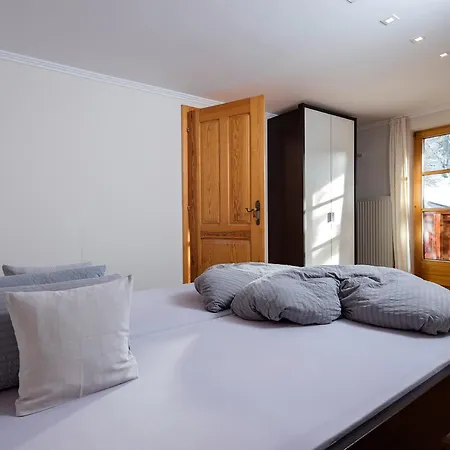 Schalfblick 오베르구르글